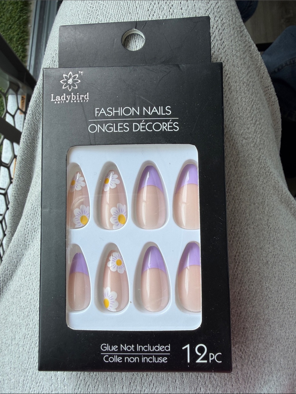 Purple French Tip & Daisy Accent Press-On Nails
